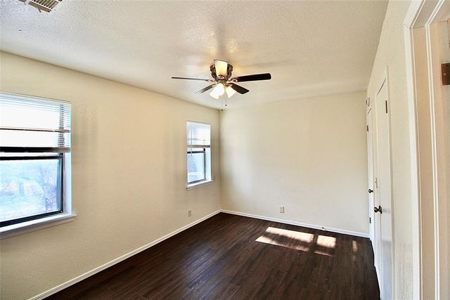 2336 Heatherfield Lane, Norman, OK 73071