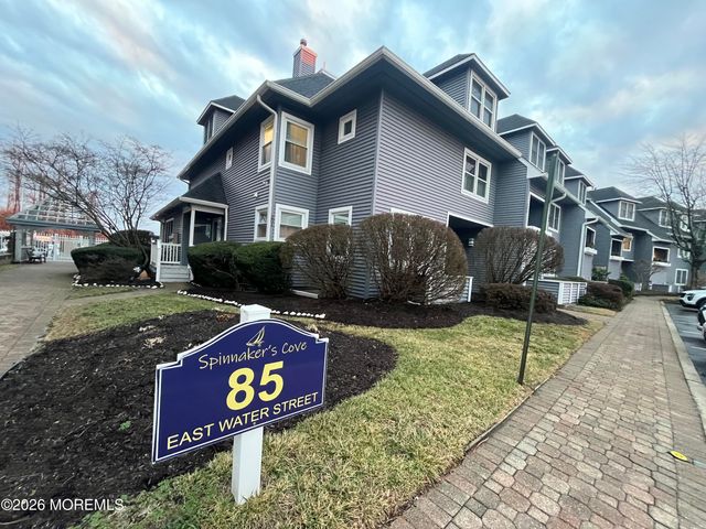 210 Spinnakers Cove, Toms River, NJ 08753