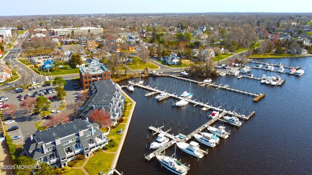 210 Spinnakers Cove, Toms River, NJ 08753