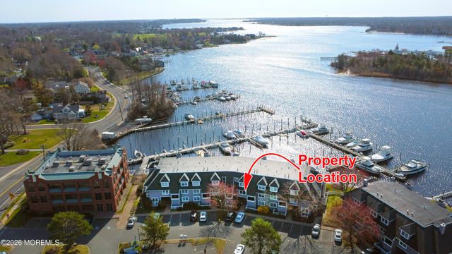 210 Spinnakers Cove, Toms River, NJ 08753