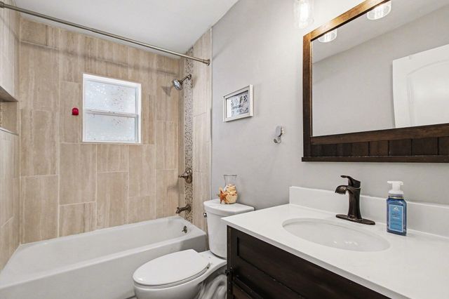 6708 Kansas Avenue, Hammond, IN 46323