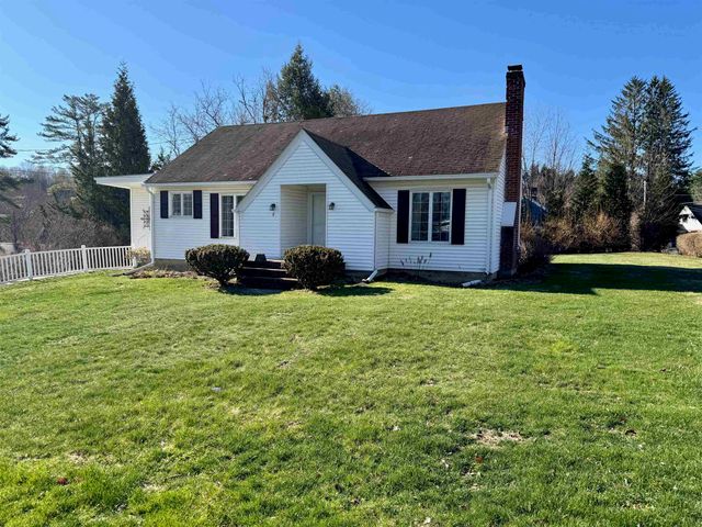 2 Pine Road, Bennington, VT 05201