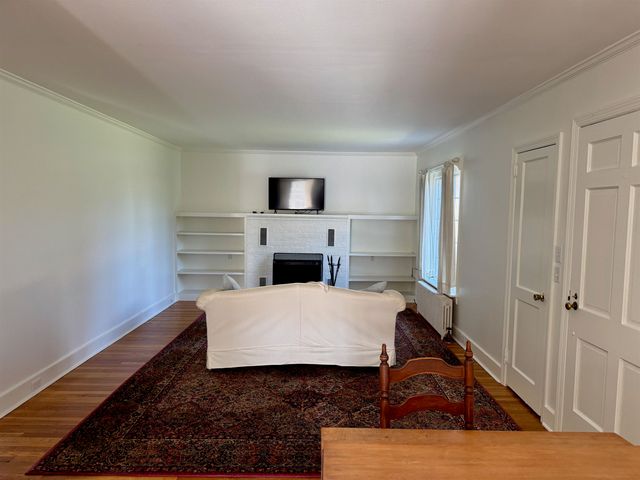 2 Pine Road, Bennington, VT 05201