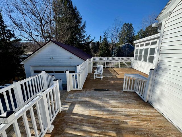 2 Pine Road, Bennington, VT 05201