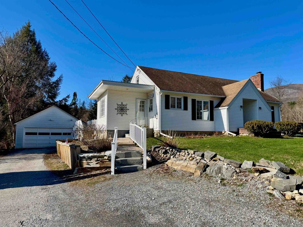 2 Pine Road, Bennington, VT 05201