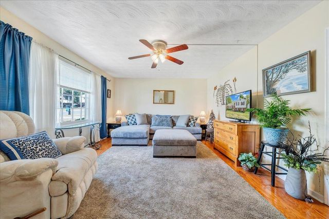 619 Elmcrest ST, Roanoke, VA 24019