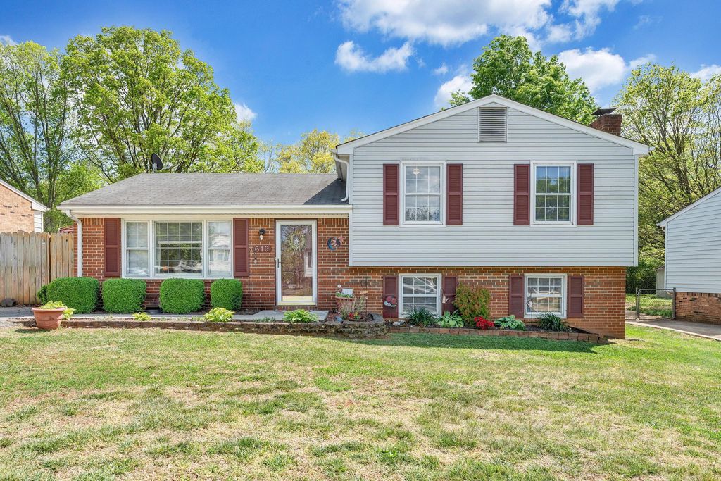 619 Elmcrest ST, Roanoke, VA 24019