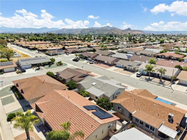 1160 Rosewood Place, Hemet, CA 92543