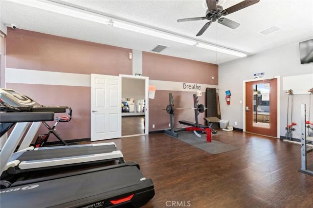 1160 Rosewood Place, Hemet, CA 92543