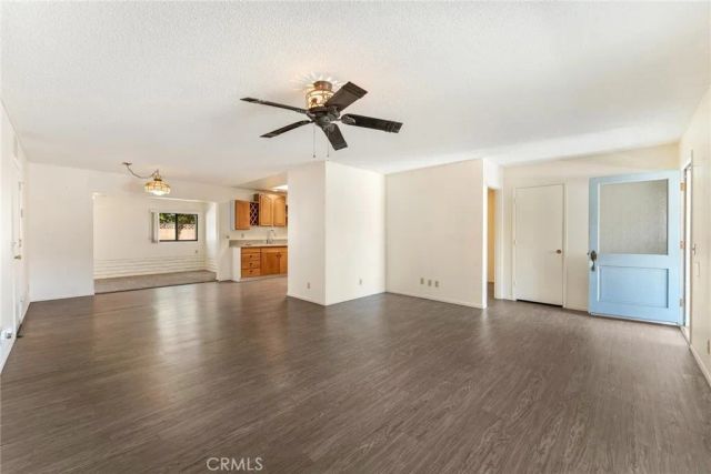 1160 Rosewood Place, Hemet, CA 92543