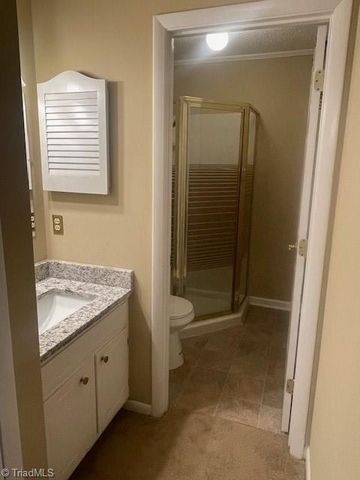 131 Cedar Cove Lane, Winston-salem, NC 27104