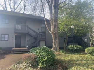 131 Cedar Cove Lane, Winston-salem, NC 27104
