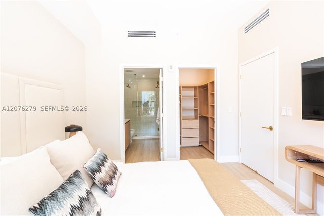 90 NE 32nd St 202, Miami, FL 33137