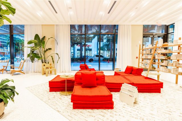 90 NE 32nd St 202, Miami, FL 33137