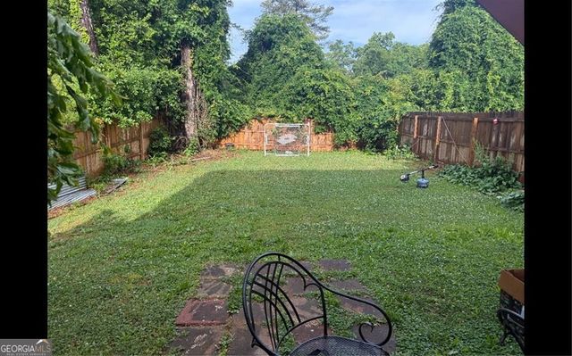 917 Park Gate Place, Stone Mountain, GA 30083