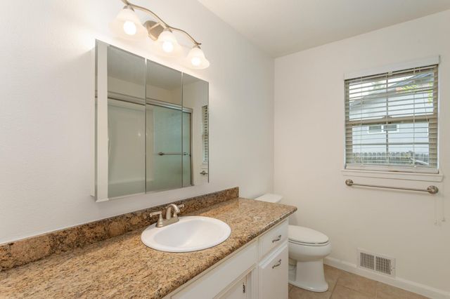 7249 Pine View Dr, Folsom, CA 95630
