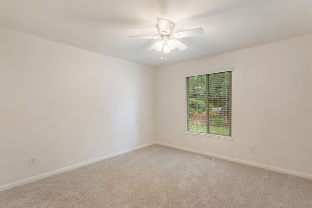 7249 Pine View Dr, Folsom, CA 95630
