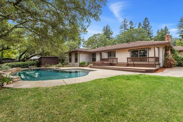 7249 Pine View Dr, Folsom, CA 95630