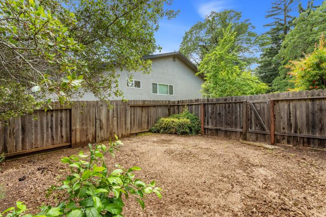 7249 Pine View Dr, Folsom, CA 95630