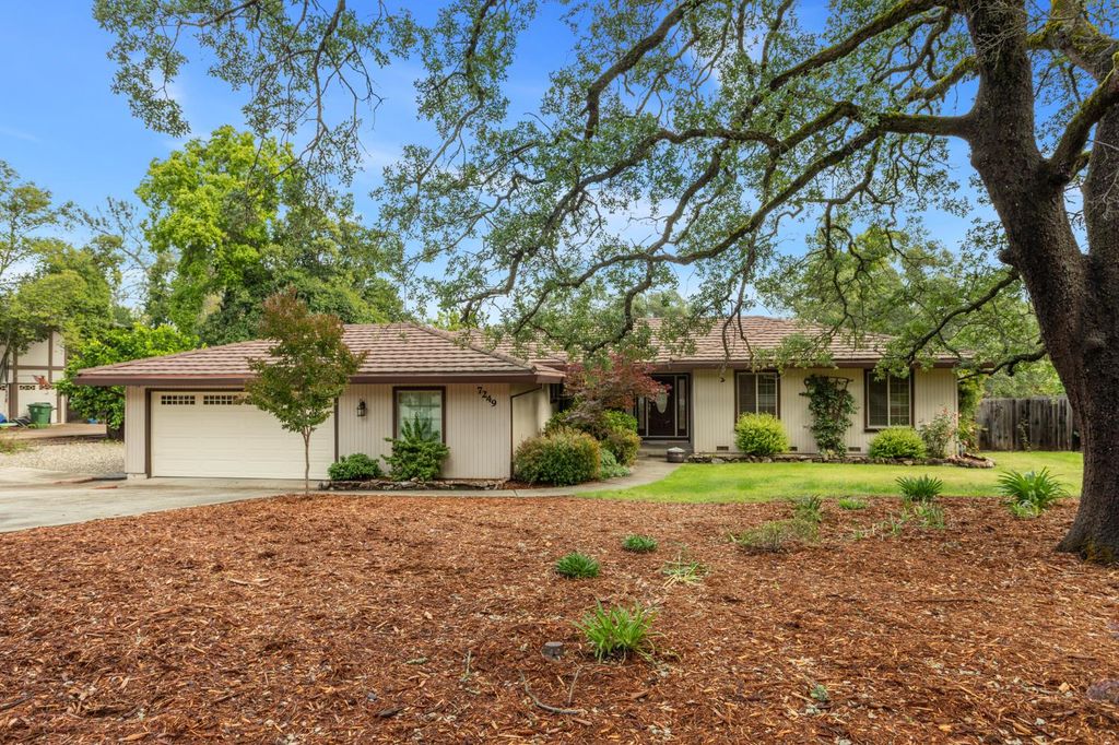 7249 Pine View Dr, Folsom, CA 95630