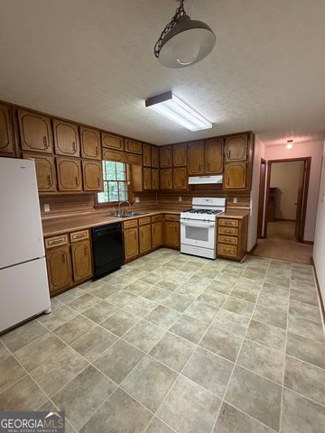 25 Lynn Court, Stockbridge, GA 30281