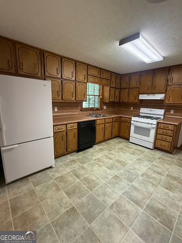 25 Lynn Court, Stockbridge, GA 30281