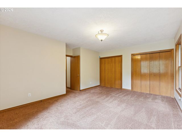 1593 Nw JENNIFER Pl, Portland, OR 97229