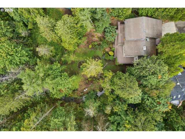1593 Nw JENNIFER Pl, Portland, OR 97229