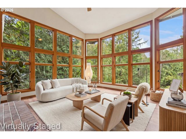 1593 Nw JENNIFER Pl, Portland, OR 97229
