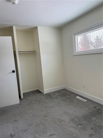 8 Finucane Road, Henrietta, NY 14623