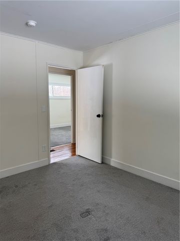 8 Finucane Road, Henrietta, NY 14623