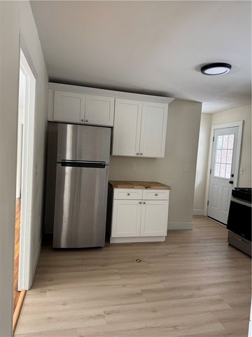 8 Finucane Road, Henrietta, NY 14623