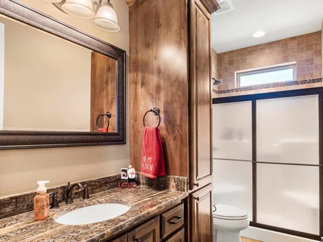 11087 Wolverine Rd, Pittsburg, TX 75686