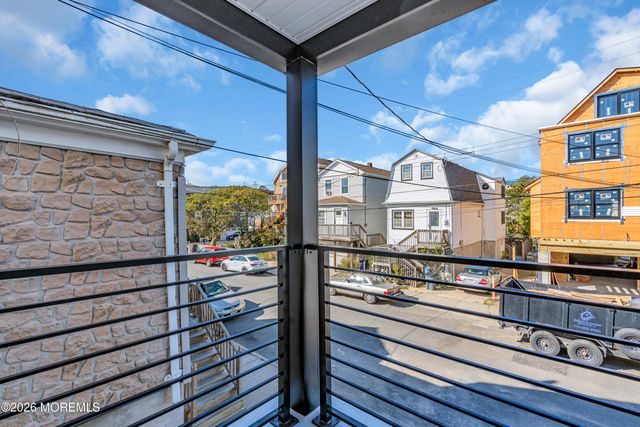 39 Seadrift Avenue, Highlands, NJ 07732