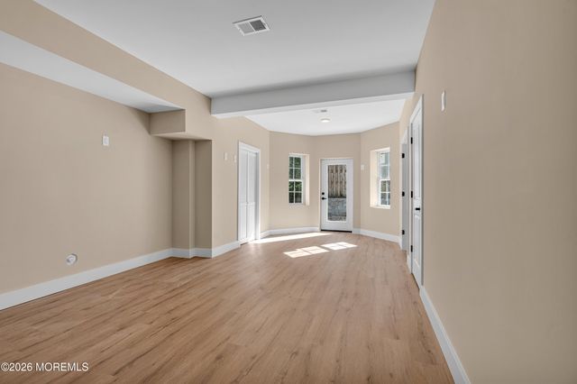 39 Seadrift Avenue, Highlands, NJ 07732