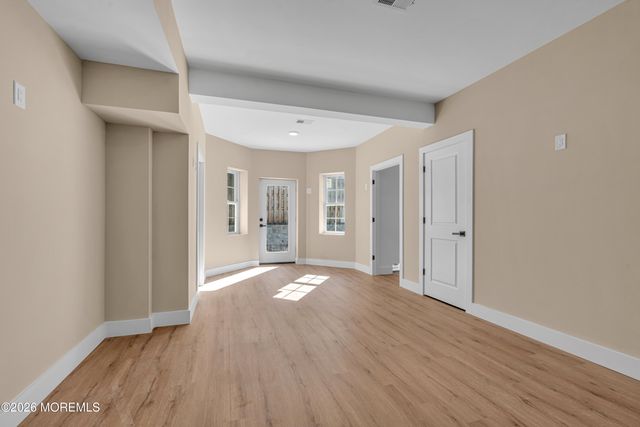 39 Seadrift Avenue, Highlands, NJ 07732