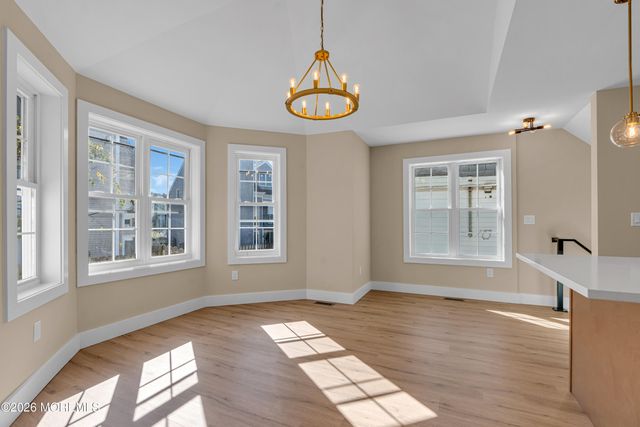 39 Seadrift Avenue, Highlands, NJ 07732