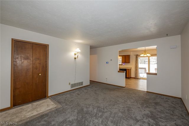 671 W Shore Boulevard, Sheffield Lake, OH 44054