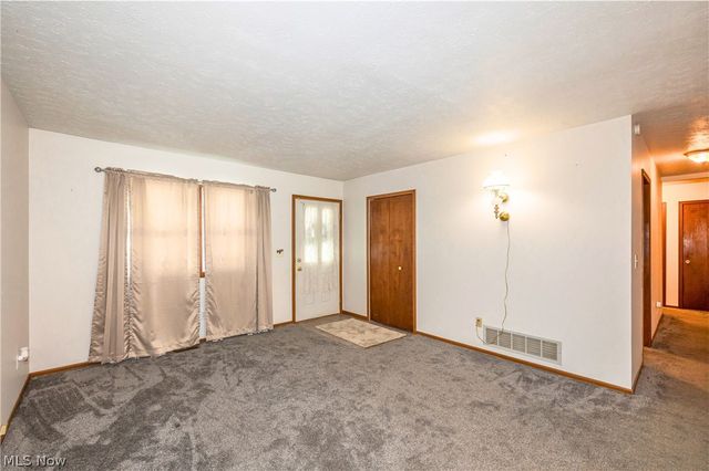 671 W Shore Boulevard, Sheffield Lake, OH 44054