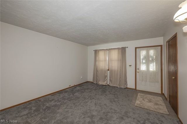 671 W Shore Boulevard, Sheffield Lake, OH 44054