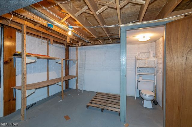 671 W Shore Boulevard, Sheffield Lake, OH 44054