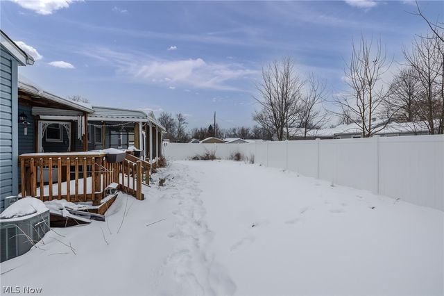 671 W Shore Boulevard, Sheffield Lake, OH 44054