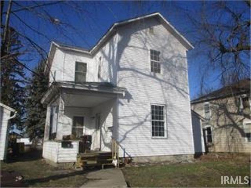 208 N Oak Street, Bluffton, IN 46714