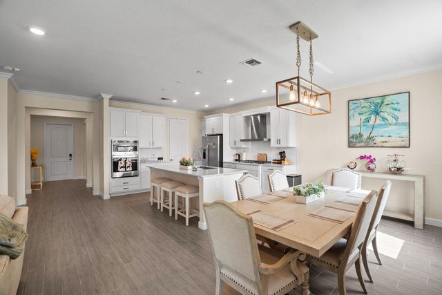 1120 Haywagon Trail, Loxahatchee, FL 33470