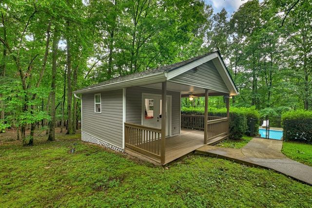 101 W D Court, Ellijay, GA 30540