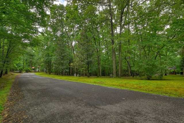 101 W D Court, Ellijay, GA 30540