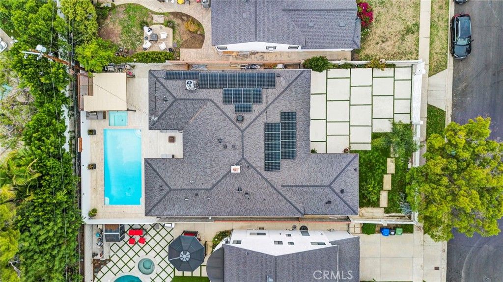 Image 16 of property listing at 4912 Alonzo Avenue, Encino, CA 91316