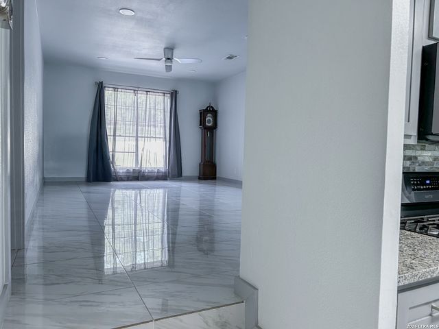 7418 Wild Eagle Rd, San Antonio, TX 78255