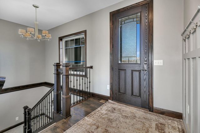 3346 Old Stone Way NE, Sauk Rapids, MN 56379