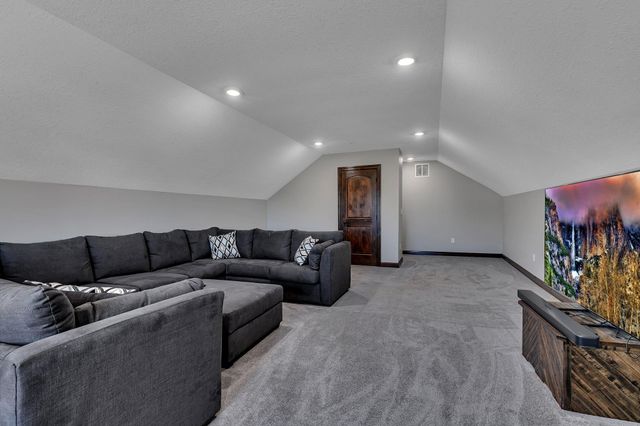 3346 Old Stone Way NE, Sauk Rapids, MN 56379